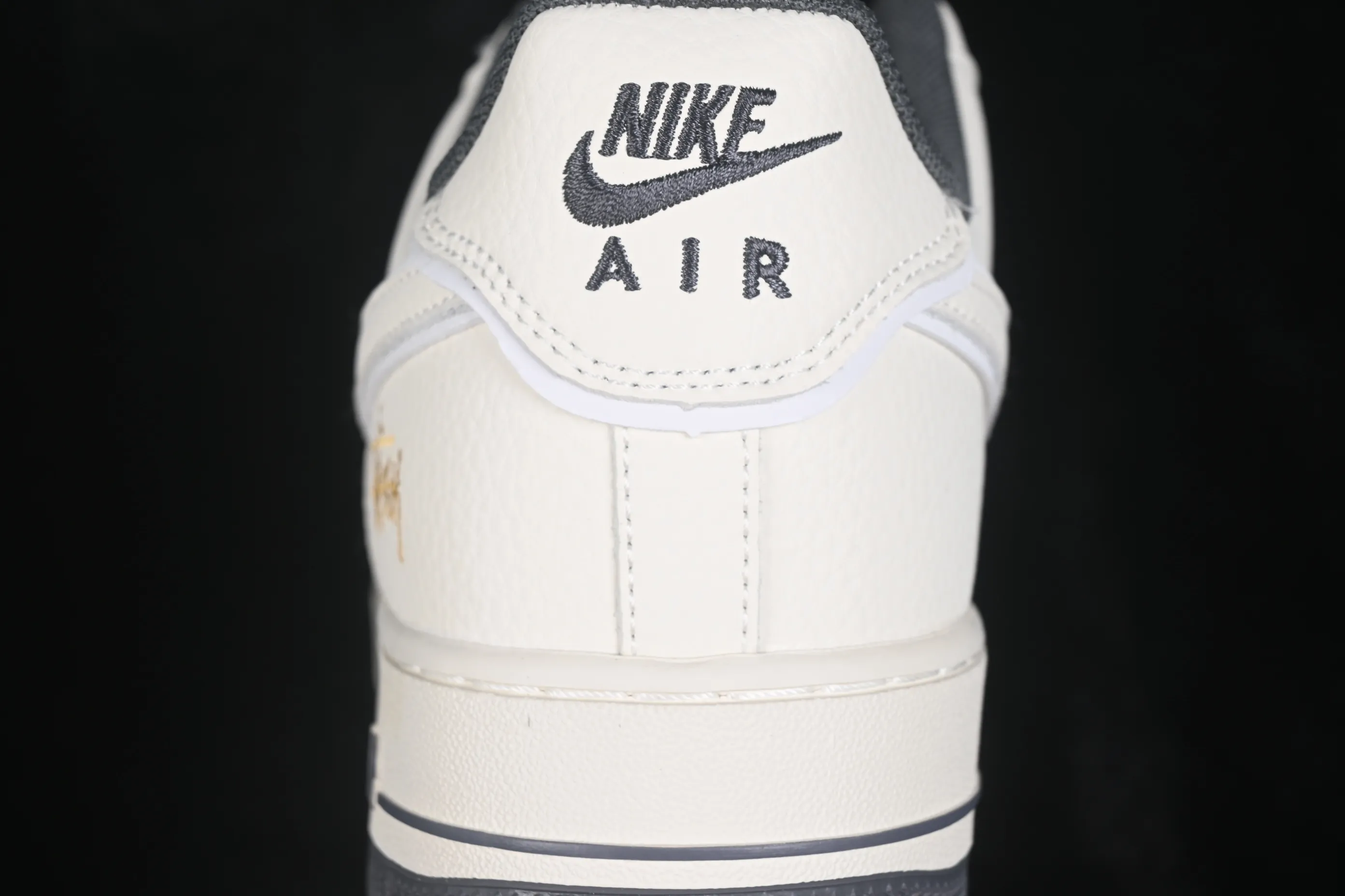 All categories Nk Air Force 1 Air Force series Nk Air Force 1 Low Air Force low-top Nike Air Force 1'07 Low joint model Air Force 1 low-top casual sneakers GS2288-008